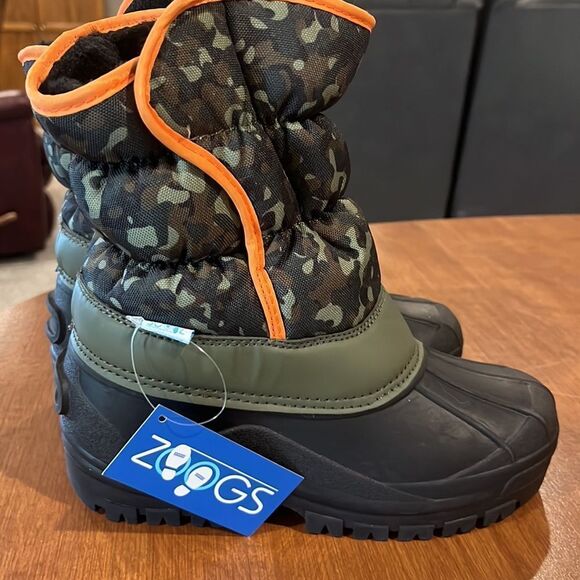 Zoogs boys size 2 Cold Weather Camo Green Snowboots. - Picture 7 of 7
